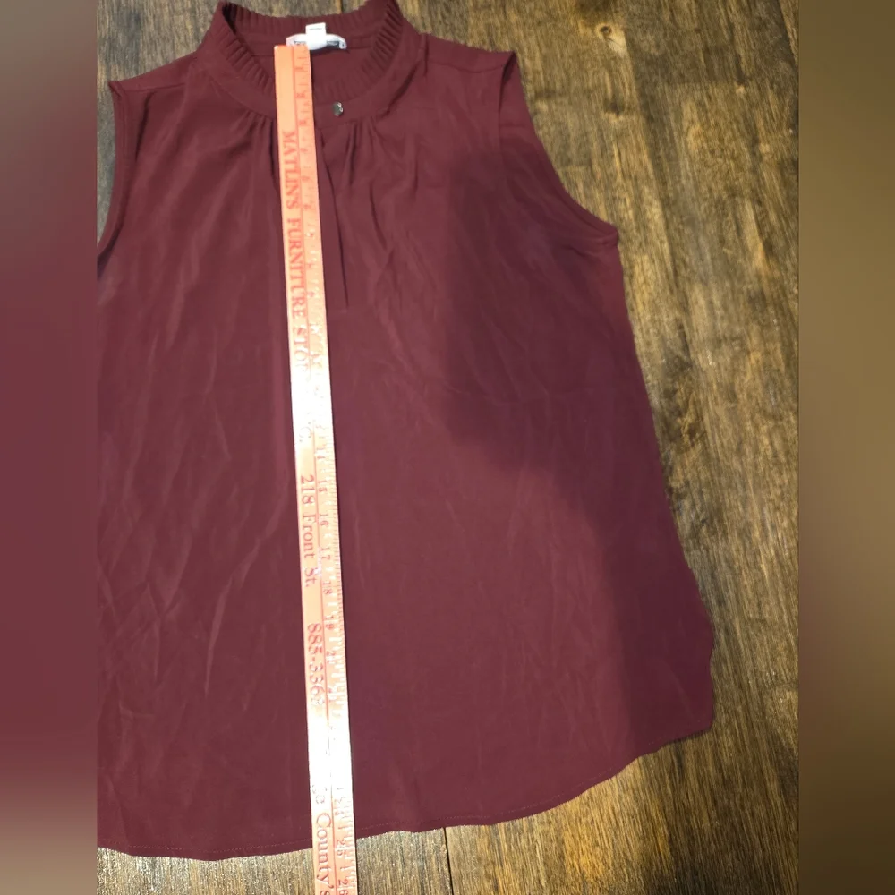 Calvin Klein chic sleeveless